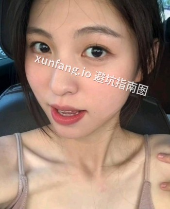 叮铃铃，22岁，成都伴游，手机15896853369